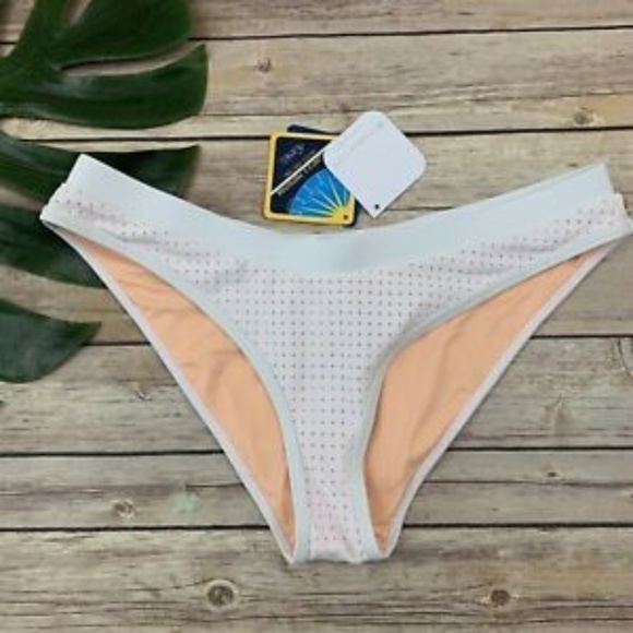 NWT Fabletics Valentina Bikini Bottom White Nude - Picture 3 of 3